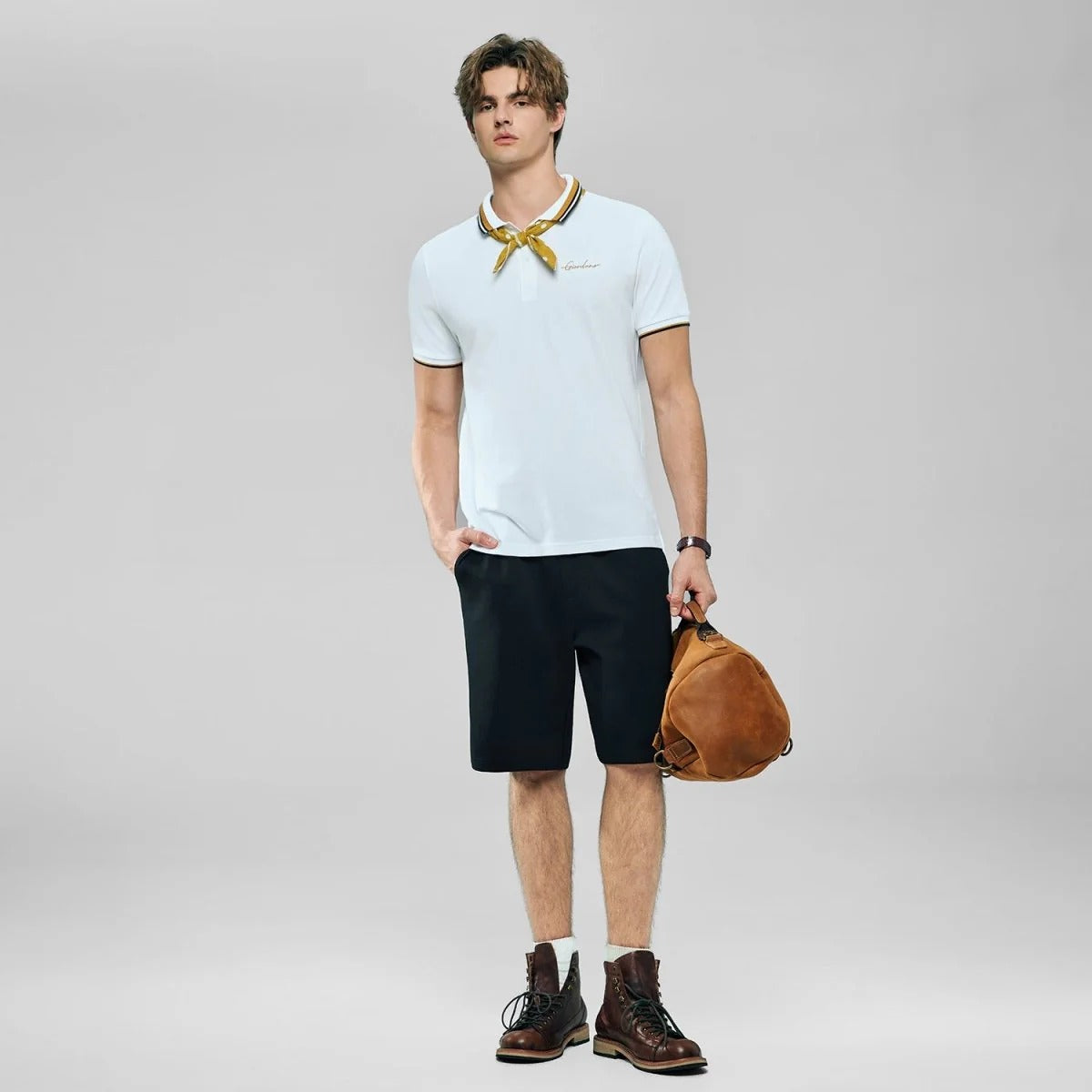Men's Slim Pique Polo With Contrast Collar & Signature Embroidery