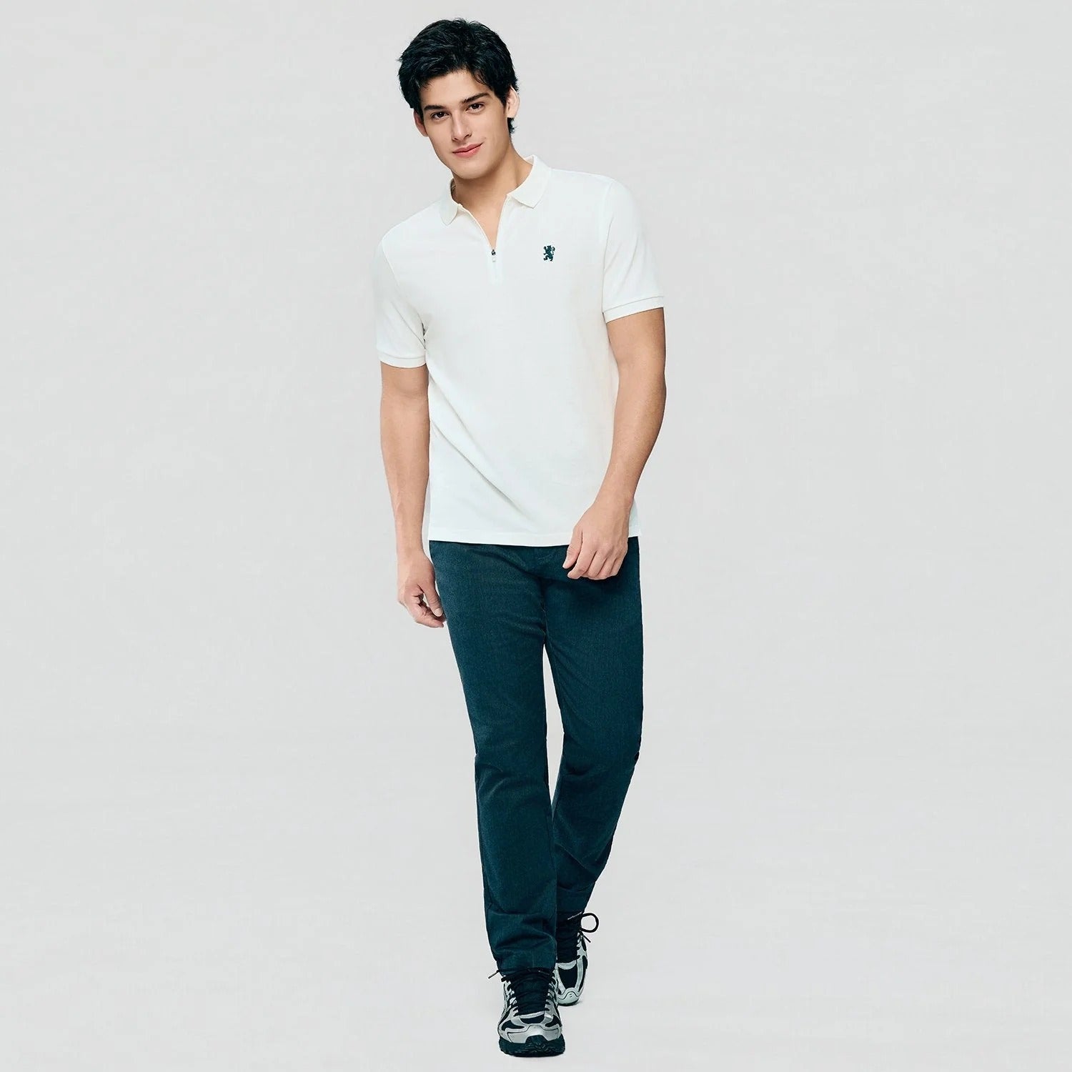 Men's Slim Fit Small Lion Zipper Polo