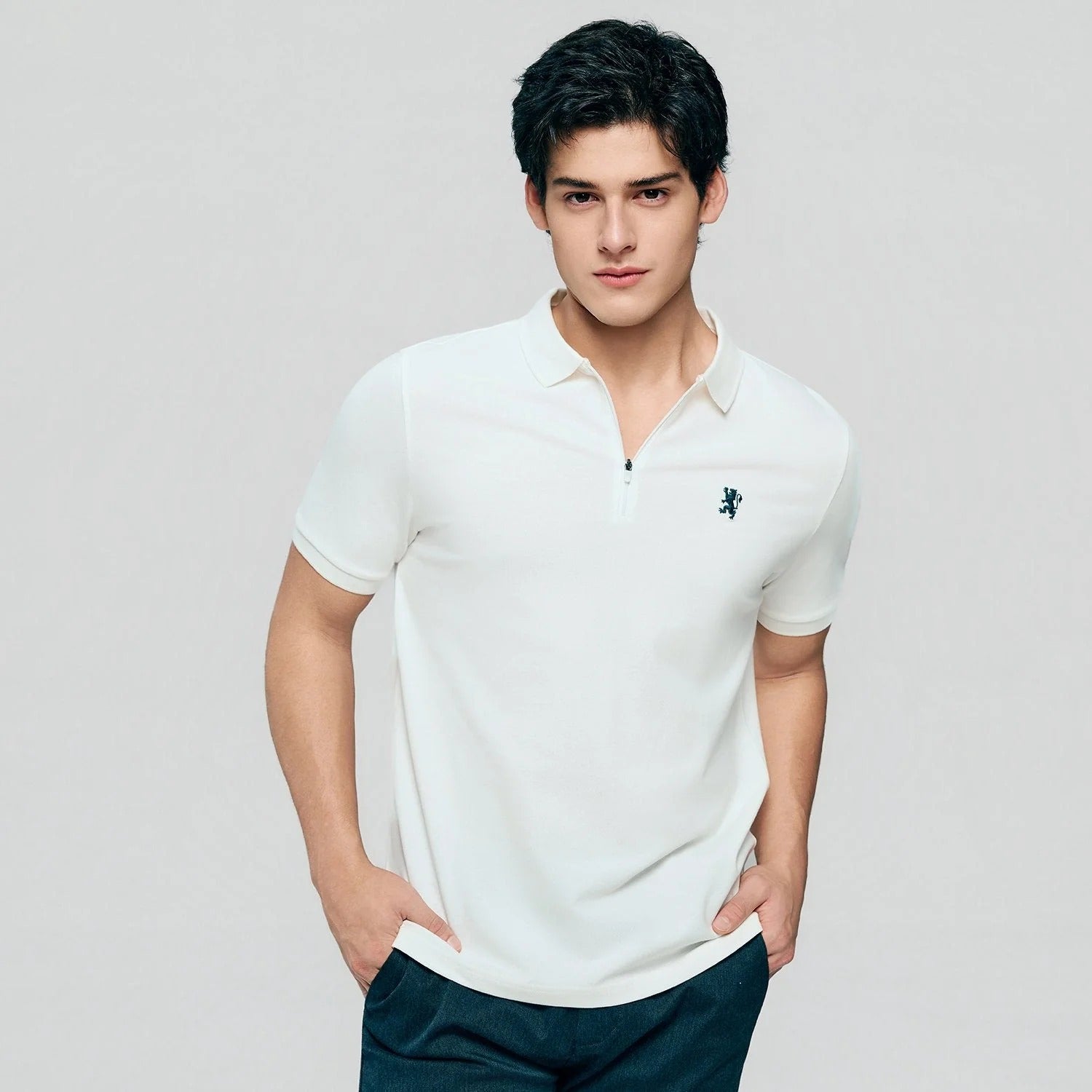 Men's Slim Fit Small Lion Zipper Polo