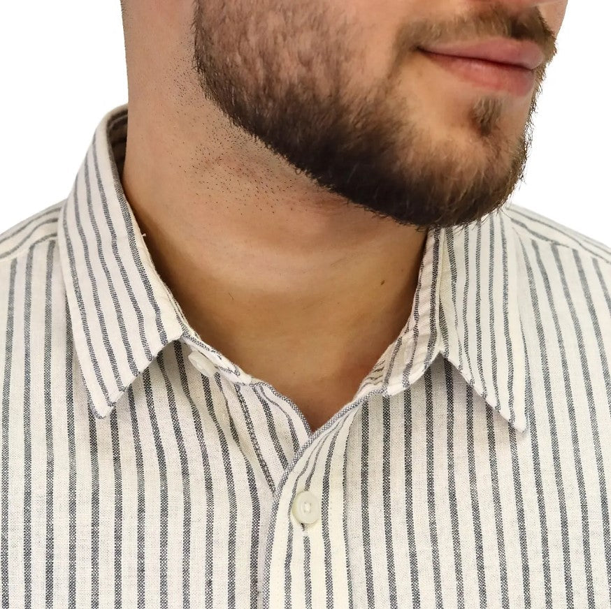 قميص طويل الأكمام بقصة ضيقة من الكتان/القطن والبوبلين والفانيلا (كتان)