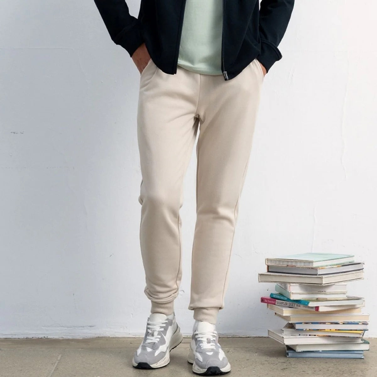 بنطال رياضي متوسط ​​الارتفاع بقصة ضيقة ومطاطية من القطن/البوليستر من قماش تيري فرنسي