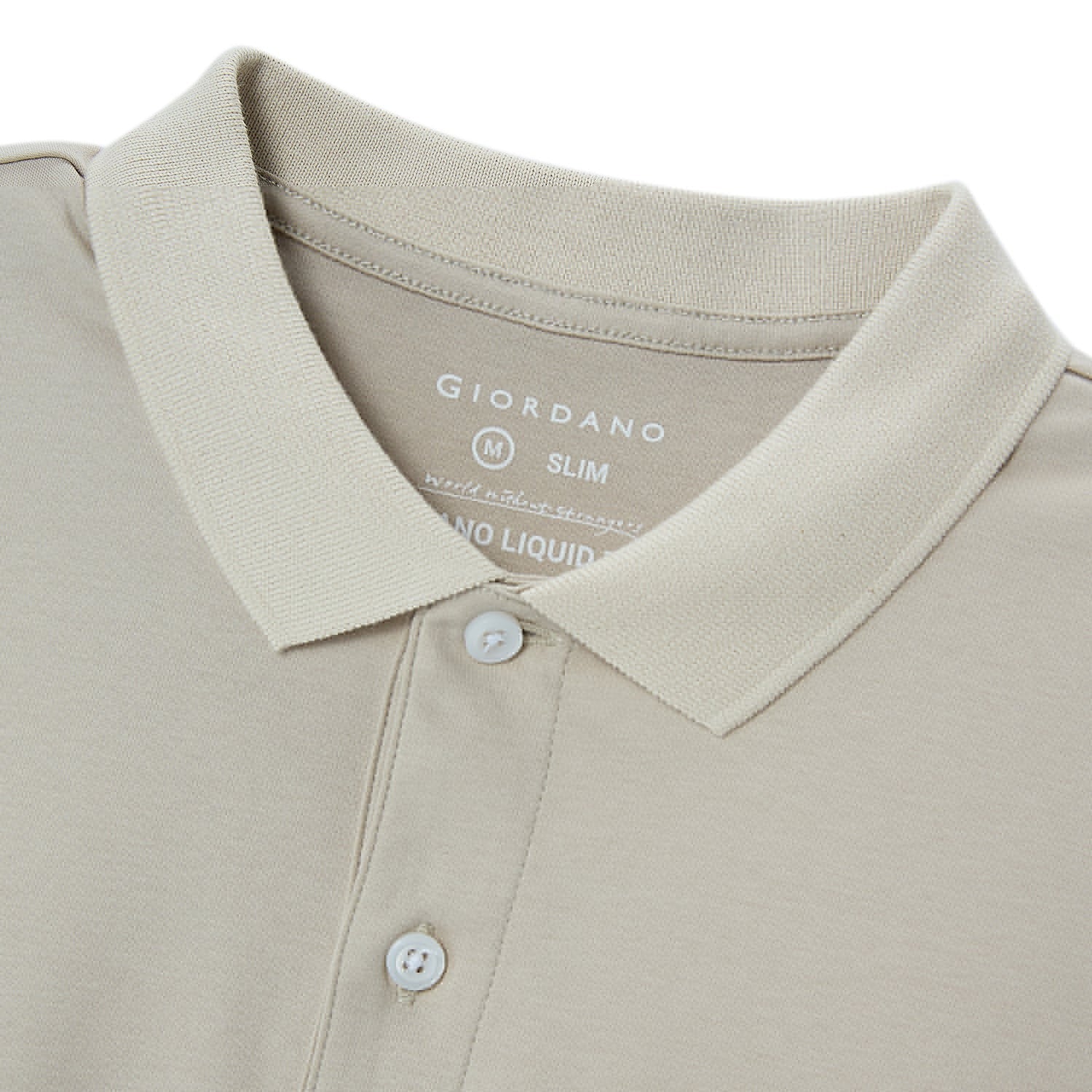 قميص بولو قطني محبوك مسطح بياقة وأكمام قصيرة وتطريز ضيق بلون سادة (ملمس سائل)