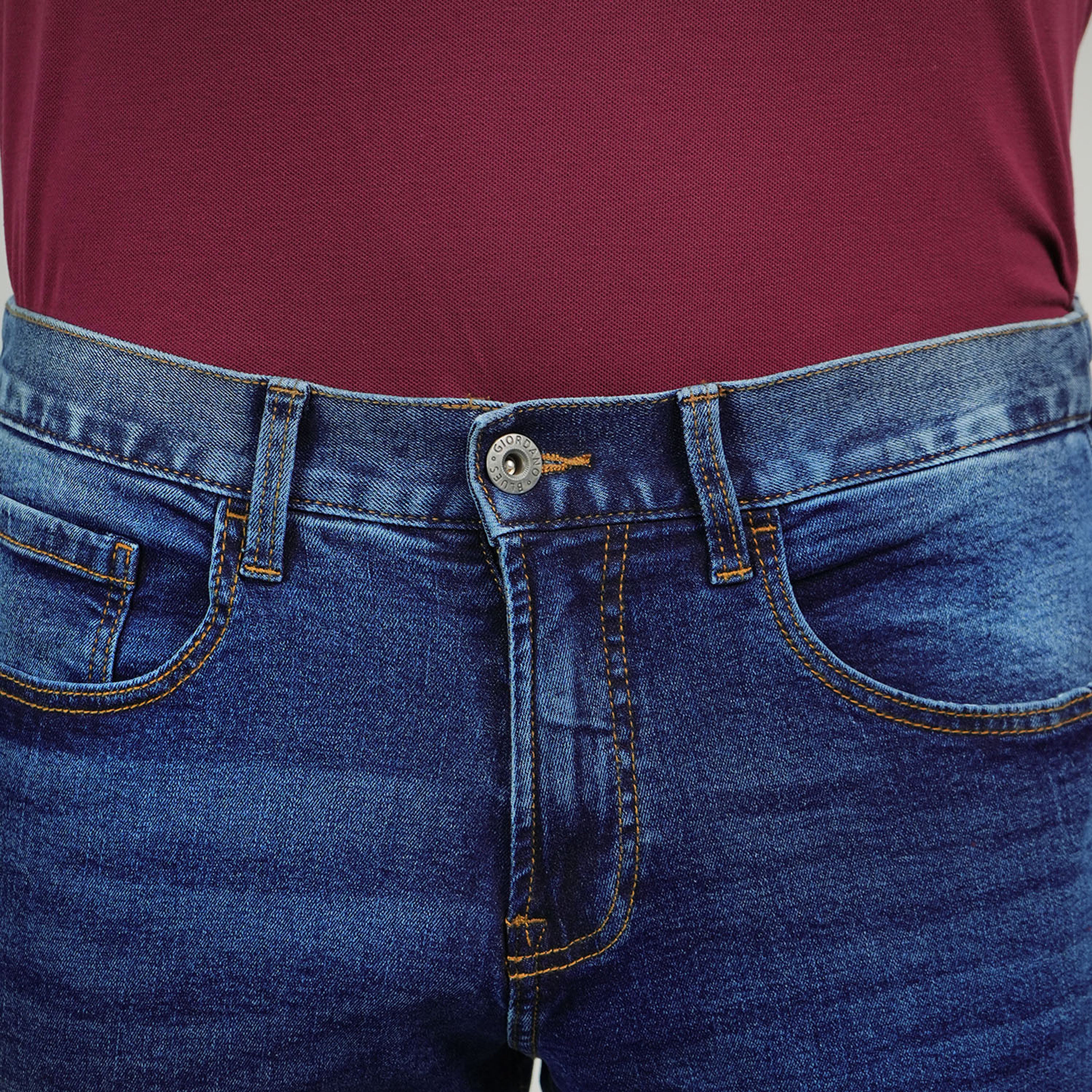 بنطلون جينز ضيق بقصة مدببة من القطن/السباندكس