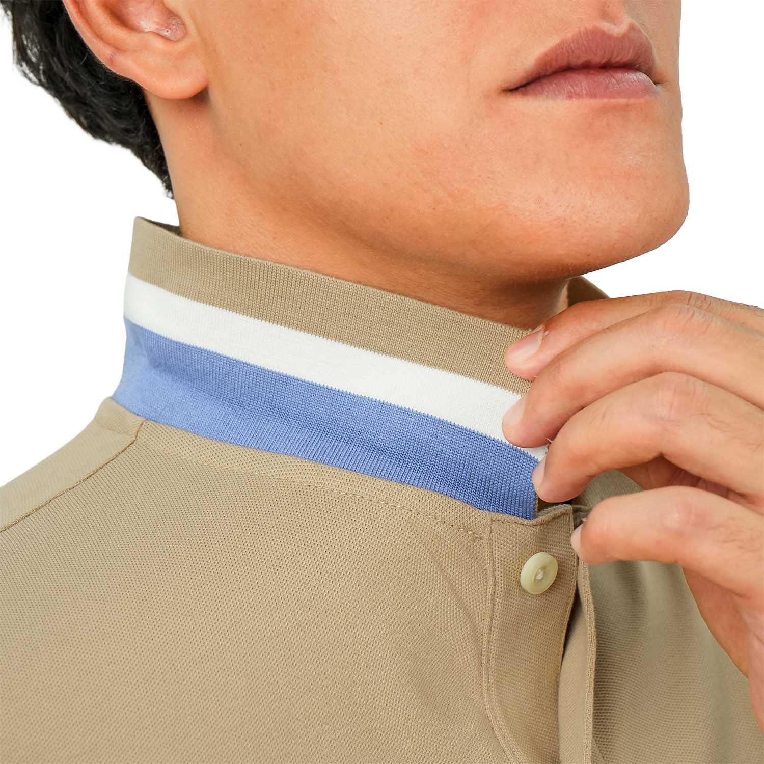 قميص بولو نابليون قصير الأكمام مطرز بتطريز رفيع، مصنوع من قماش البيكيه القطني/الليكرا، بياقة محبوكة مسطحة