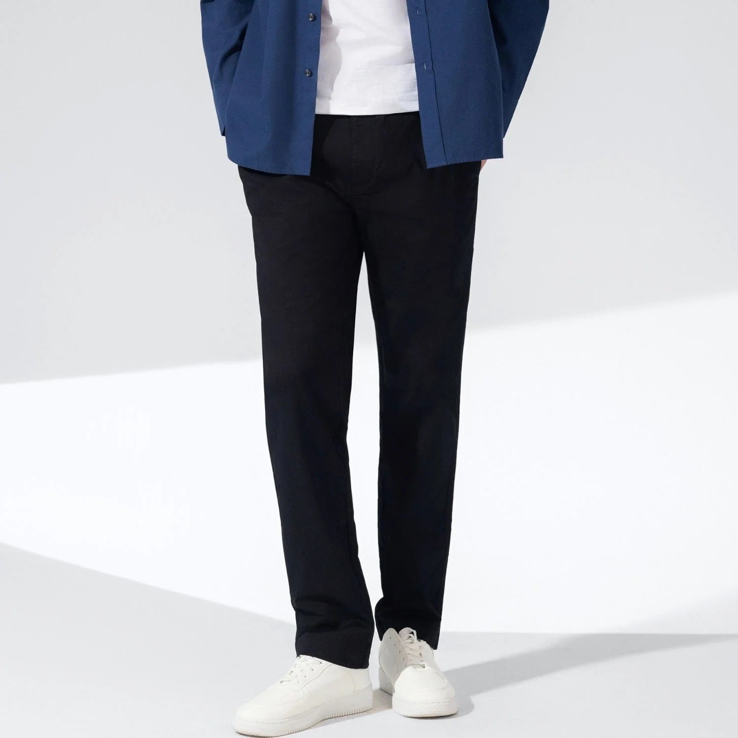 بنطال كاكي متوسط ​​الارتفاع بقصة عادية من قماش قطني/سباندكس تويل