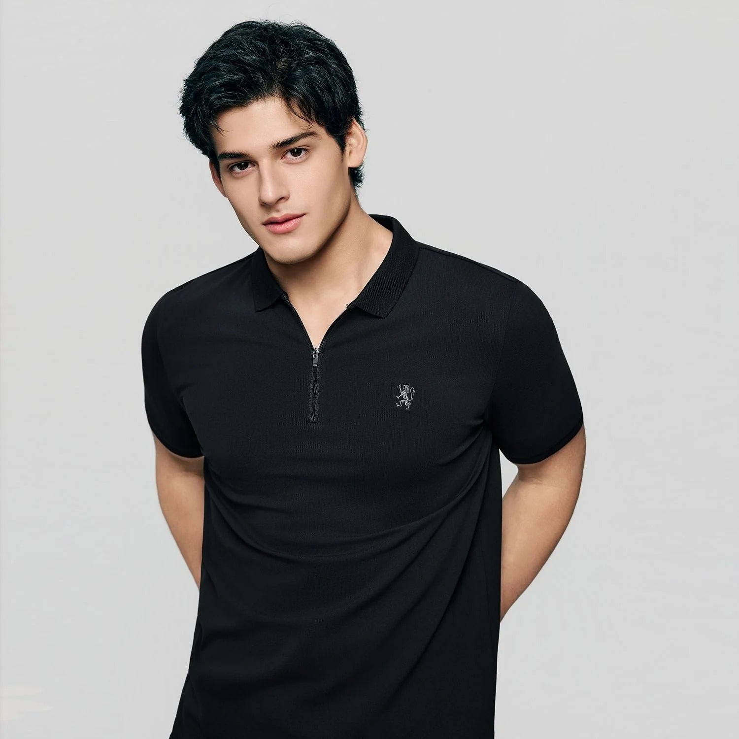 Men's Slim Fit Small Lion Zipper Polo