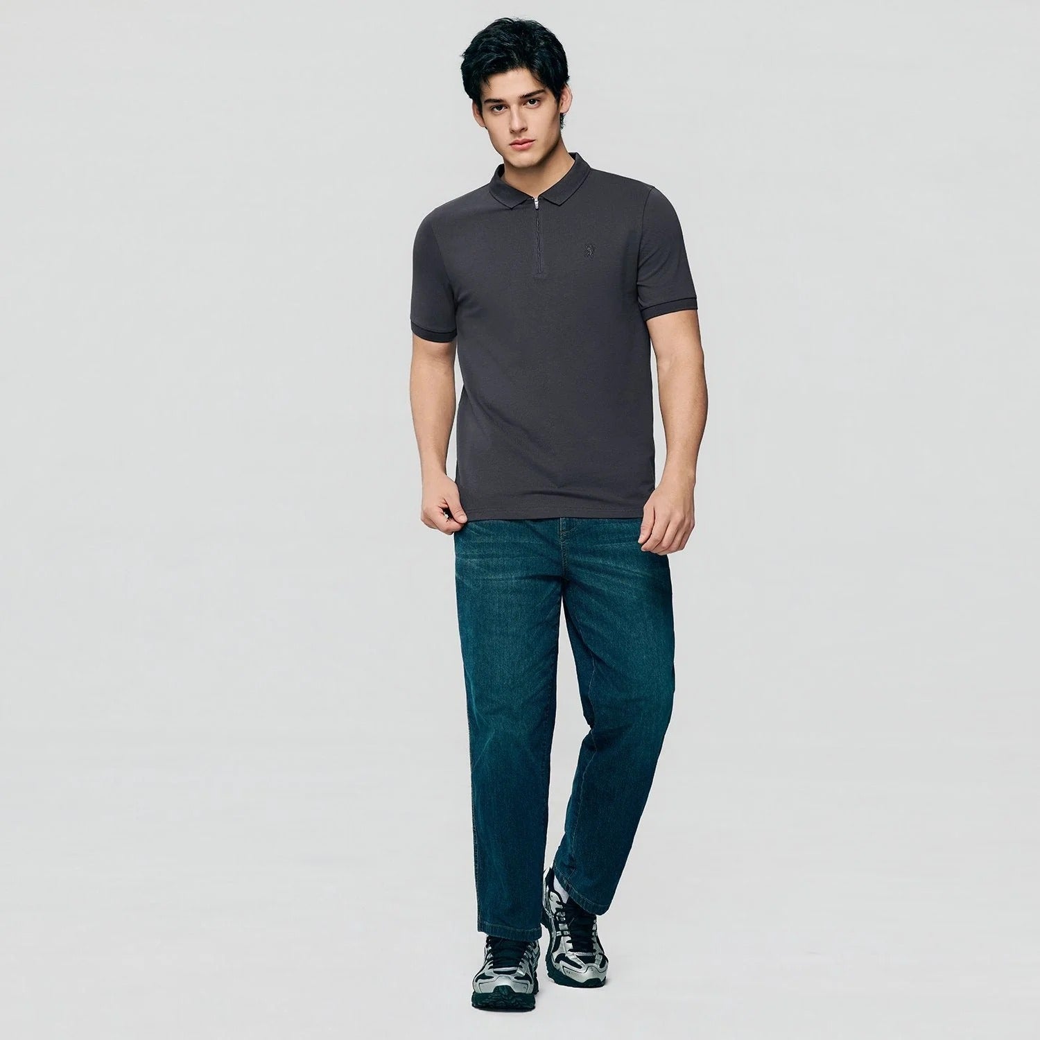Men's Slim Fit Small Lion Zipper Polo