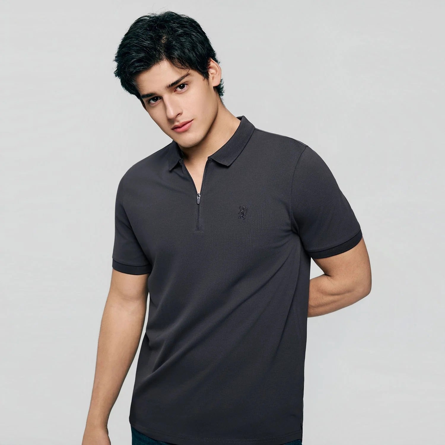 Men's Slim Fit Small Lion Zipper Polo