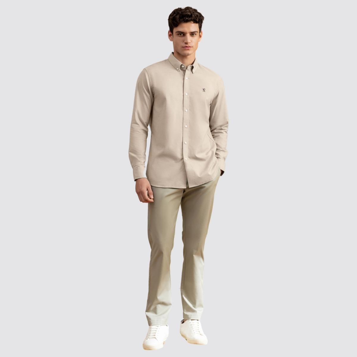 قميص قطني أكسفورد بأكمام طويلة وقصة ضيقة مطرزة، قابل للغسل