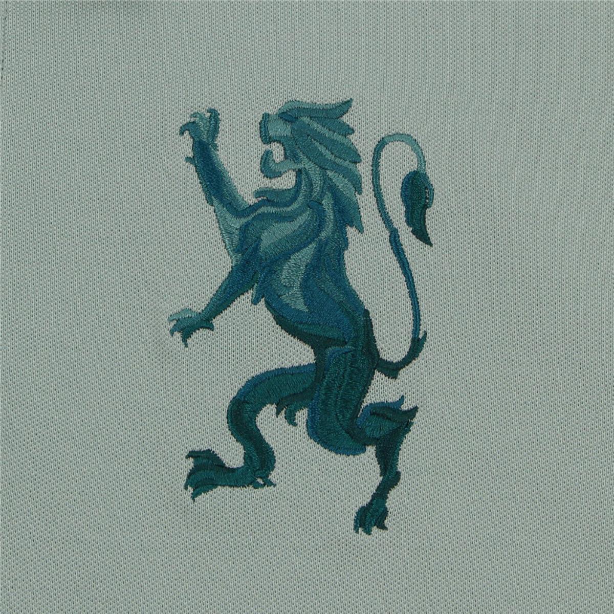 قميص بولو قصير الأكمام بتطريز جريء، مصنوع من القطن/ليكرا بيكيه، بياقة محبوكة