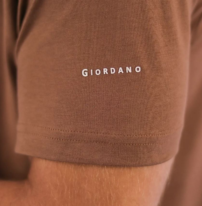 تيشيرت قطني ضيق بأكمام قصيرة ورقبة دائرية وياقة دائرية