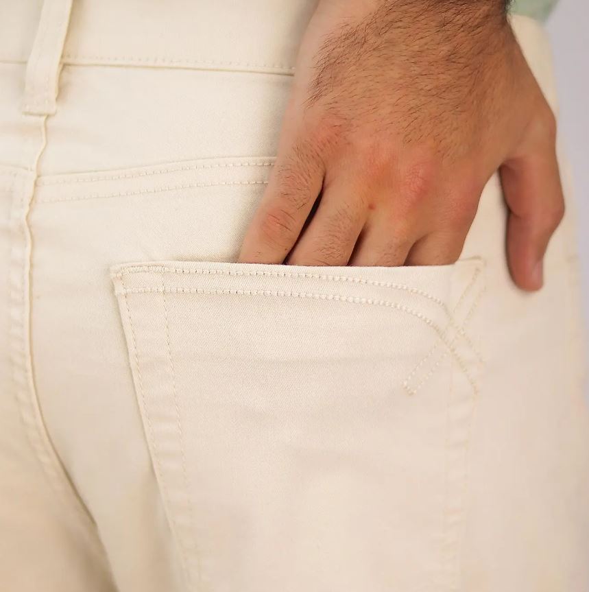 بنطال كاكي قطني/سباندكس بخصر عادي وقصة ضيقة (حزام خصر مطاطي 180)