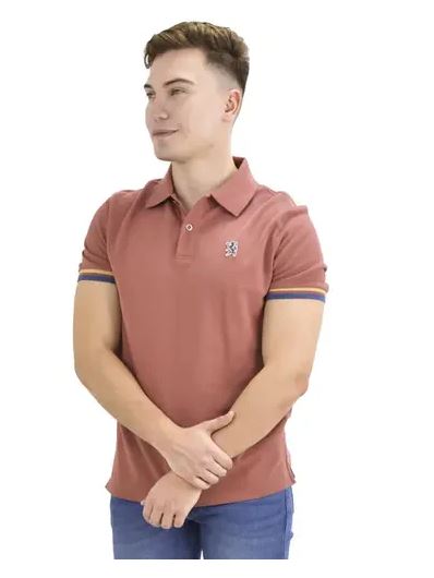 Cotton Pique Knitted Collar Short Sleeve Tapered Embroidery Polo (Solid Lion)