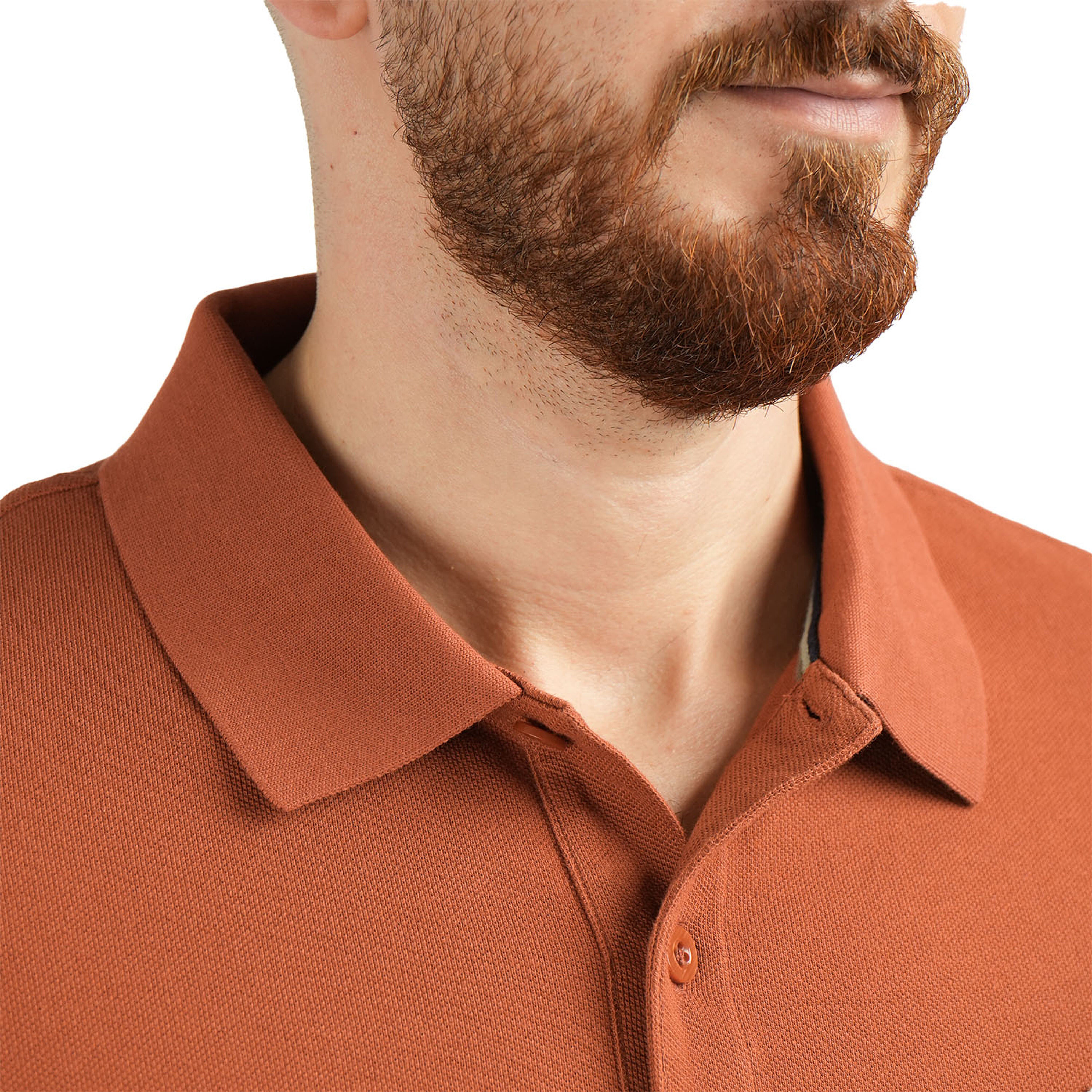 قميص بولو قطني بيكيه بياقة محبوكة مسطحة وأكمام قصيرة مطرزة بلون موحد (قميص بولو رياضي)