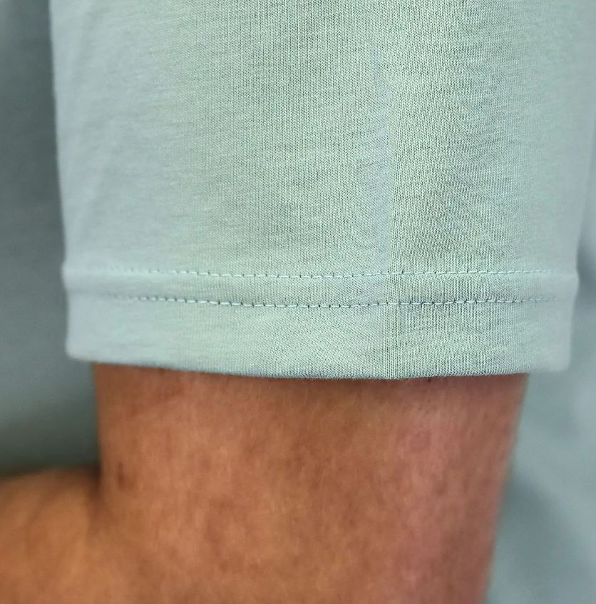 تيشيرت قطني مطبوع بأكمام قصيرة ورقبة دائرية وياقة دائرية