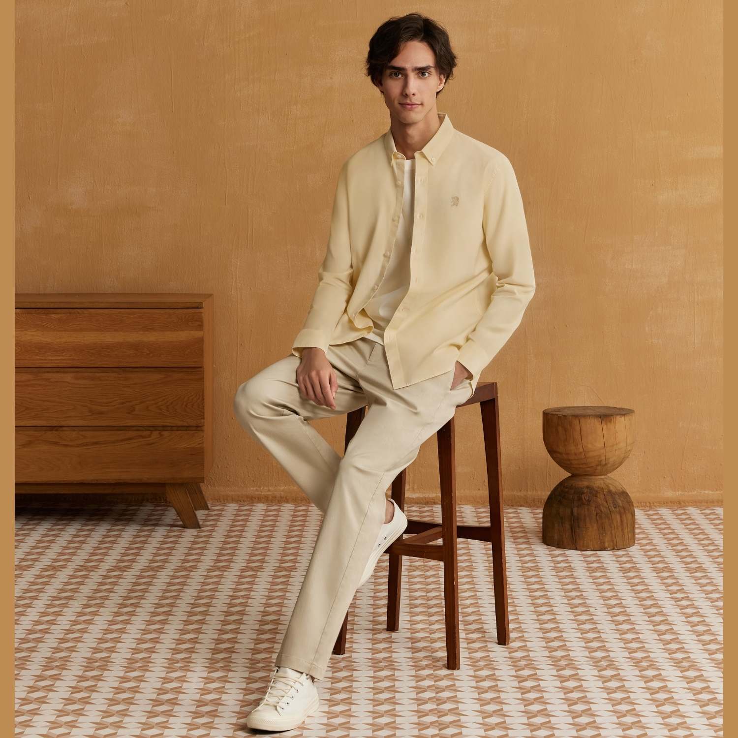 قميص قطني أكسفورد فلانيل بأكمام طويلة وقصة ضيقة مطرزة، قابل للغسل