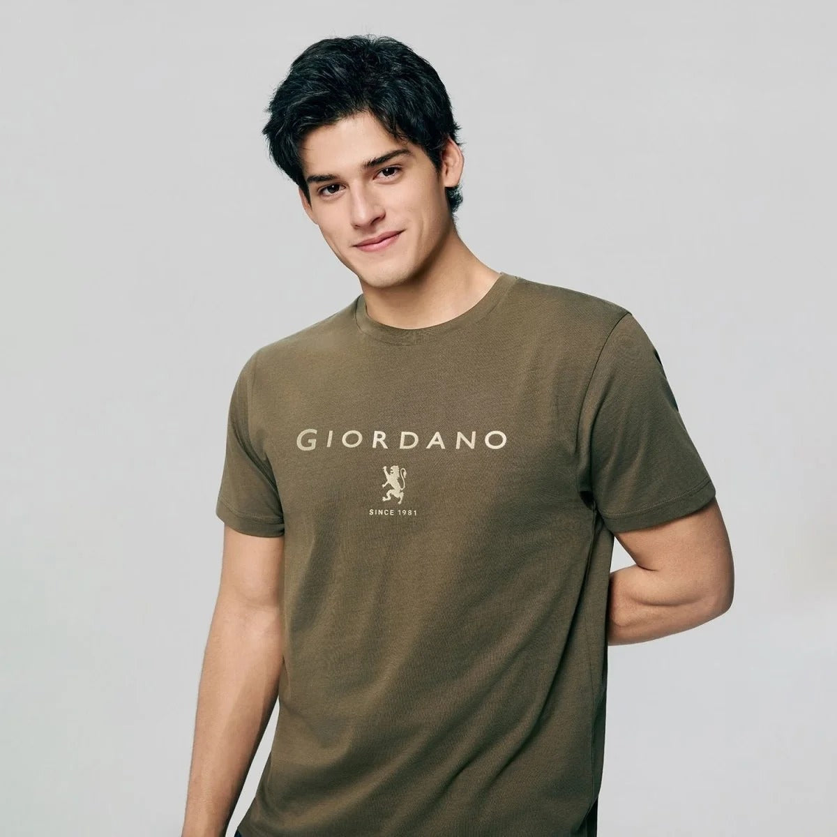 Men's Slim Cotton Crew Neck Signature Print Tee