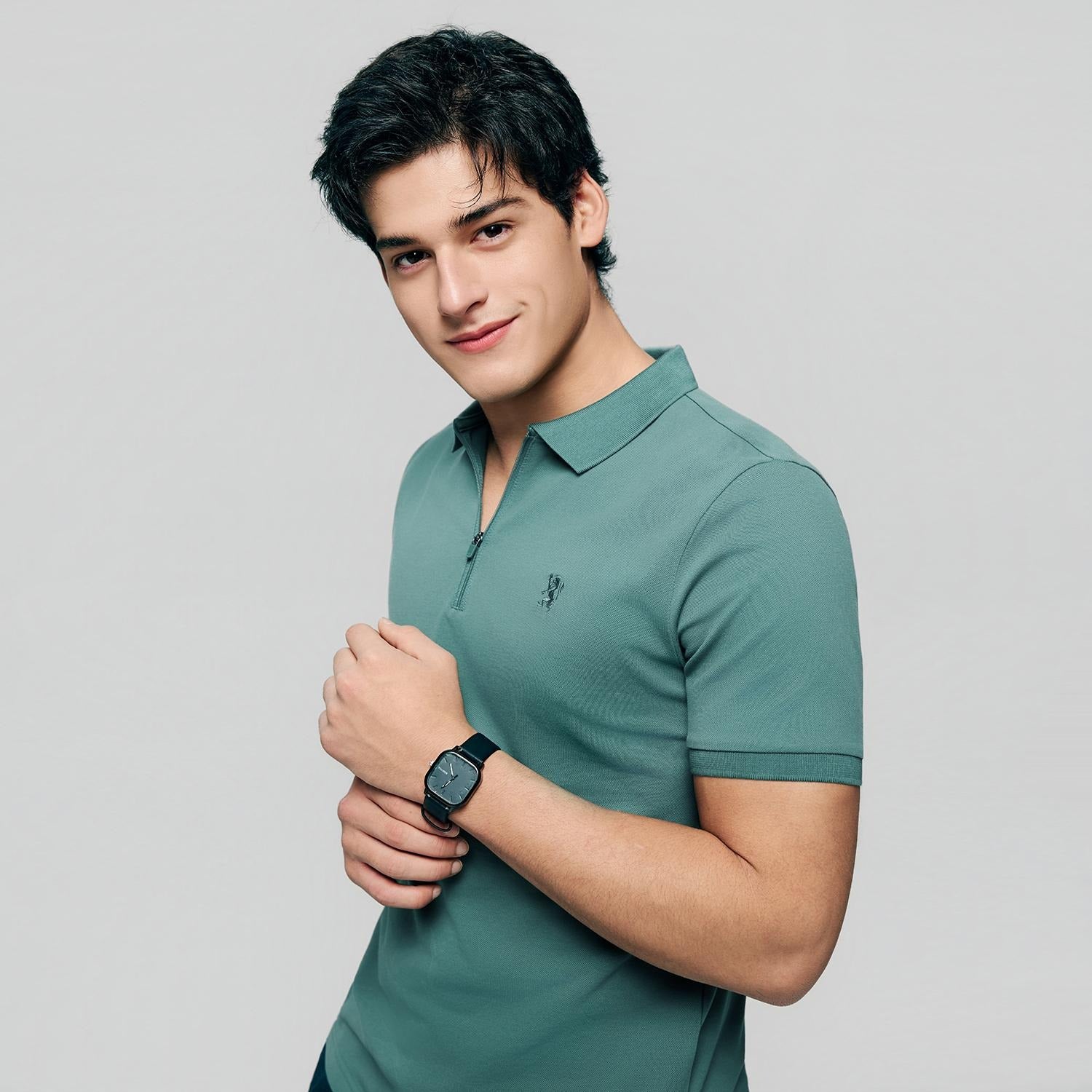Men's Slim Fit Small Lion Zipper Polo