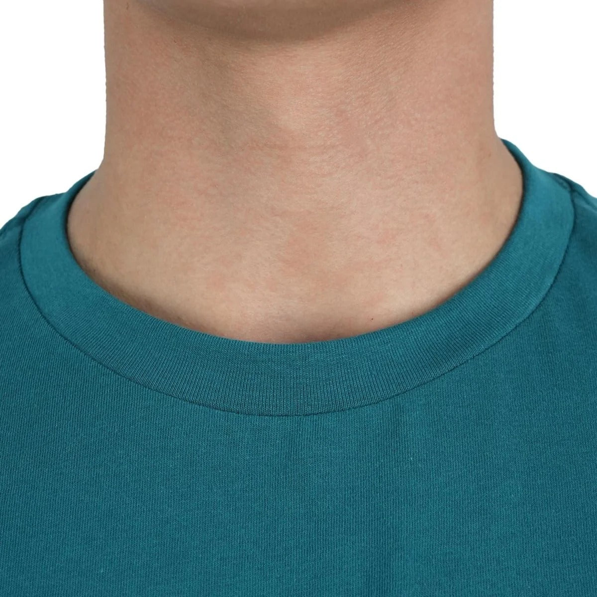 تيشيرت رجالي قطني بقصة ضيقة وطبعة مميزة