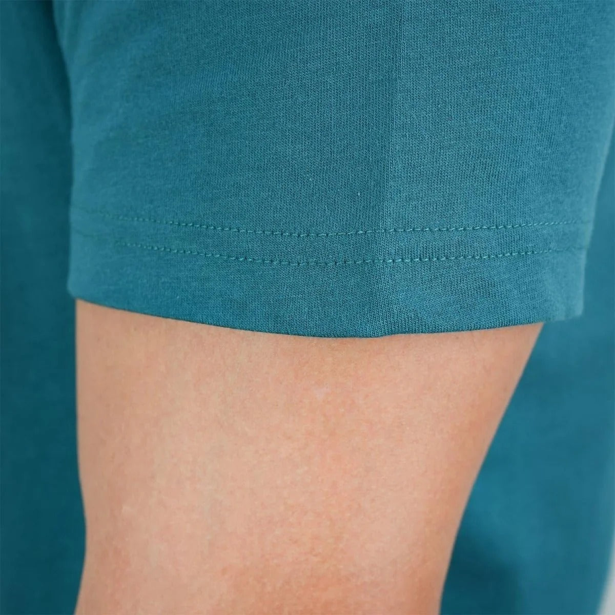 تيشيرت قطني مطبوع بأكمام قصيرة ورقبة دائرية (تيشيرت مميز)