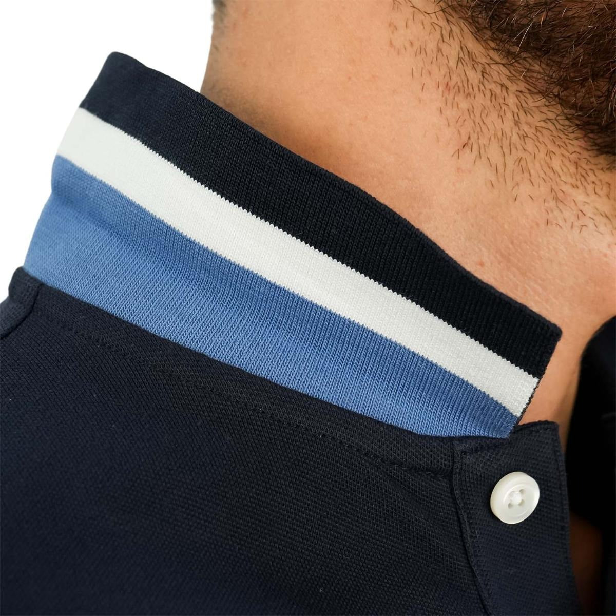 قميص بولو نابليون قصير الأكمام مطرز بتطريز رفيع، مصنوع من قماش البيكيه القطني/الليكرا، بياقة محبوكة مسطحة