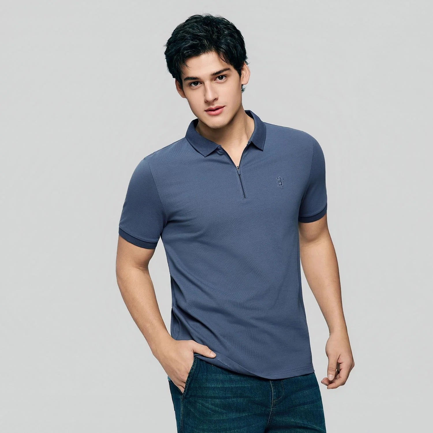Men's Slim Fit Small Lion Zipper Polo