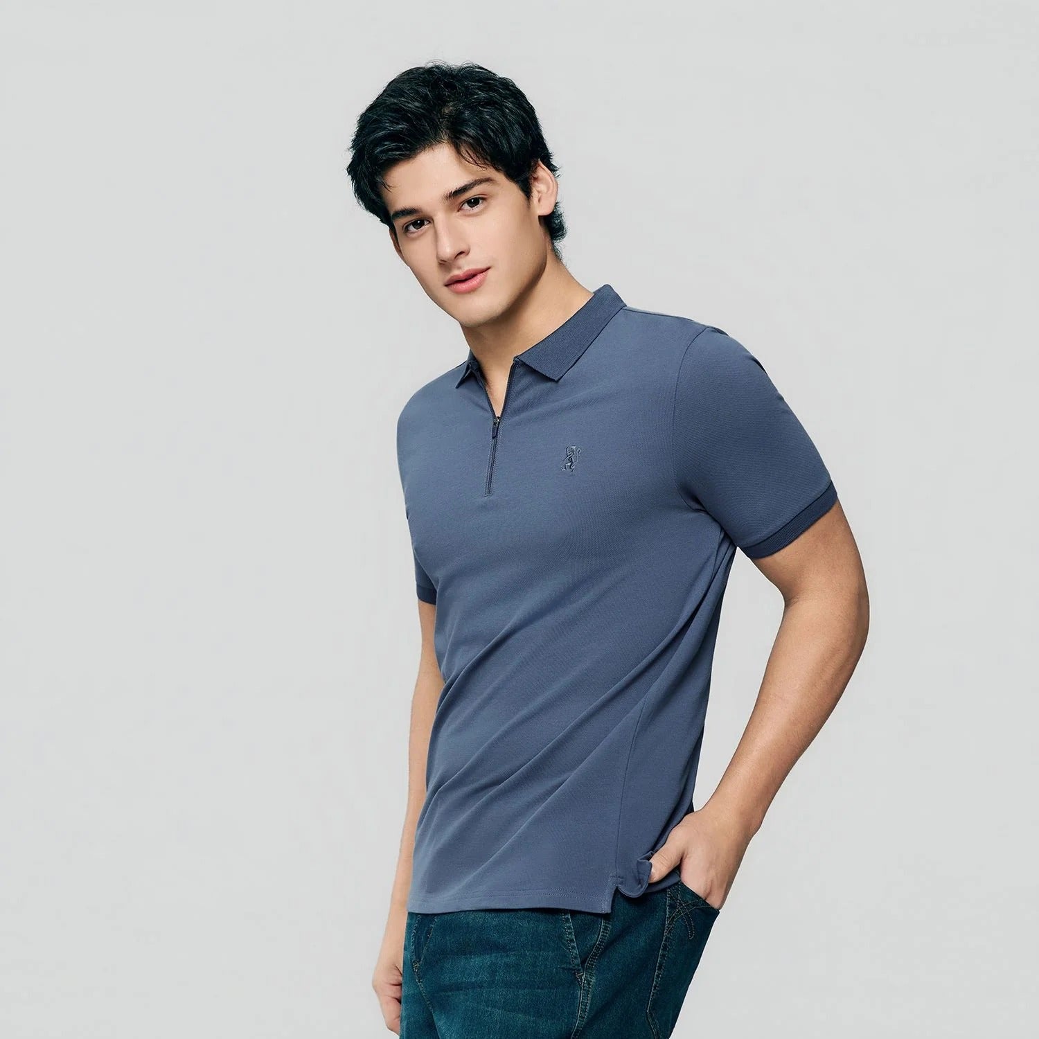 Men's Slim Fit Small Lion Zipper Polo