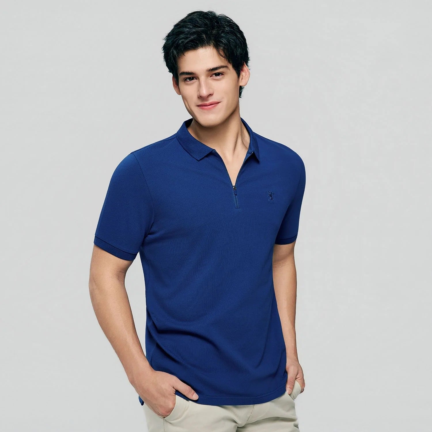 Men's Slim Fit Small Lion Zipper Polo