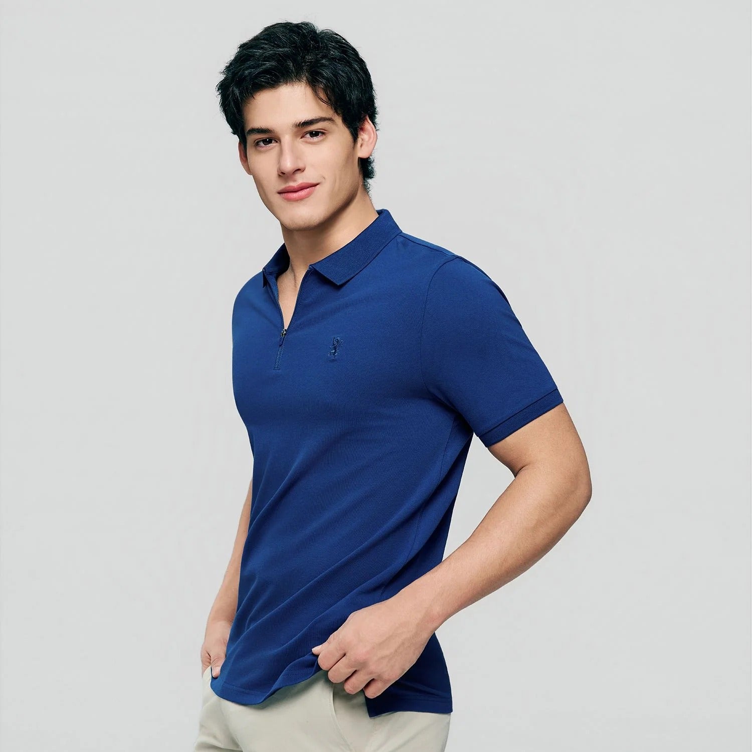 Men's Slim Fit Small Lion Zipper Polo
