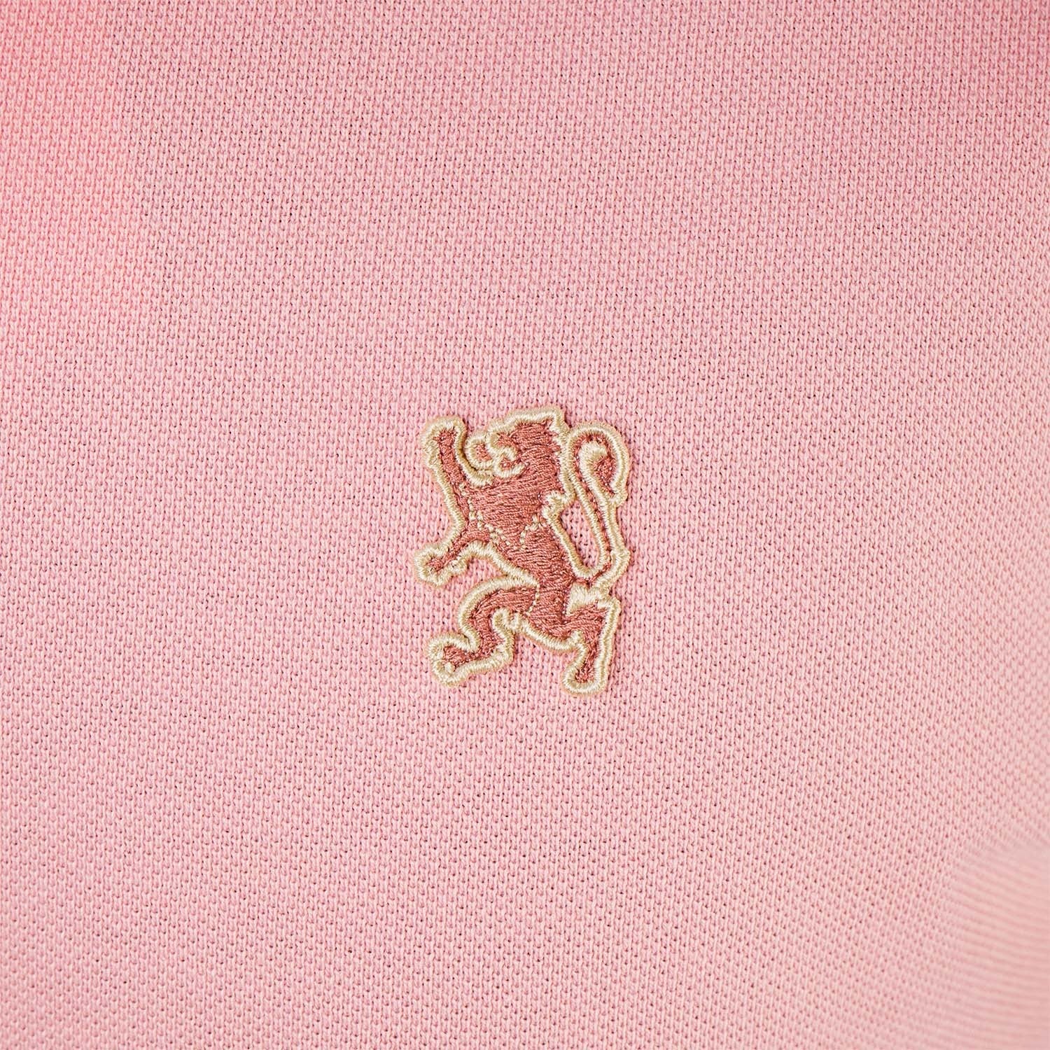 قميص بولو قطني بيكيه بياقة محبوكة مسطحة وأكمام قصيرة وقصة ضيقة مطرزة بلون سادة