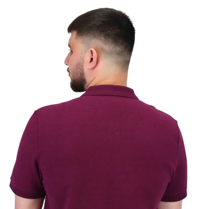 قميص بولو قطني/ليكرا بيكيه بياقة محبوكة وأكمام قصيرة وقصة ضيقة بلون موحد