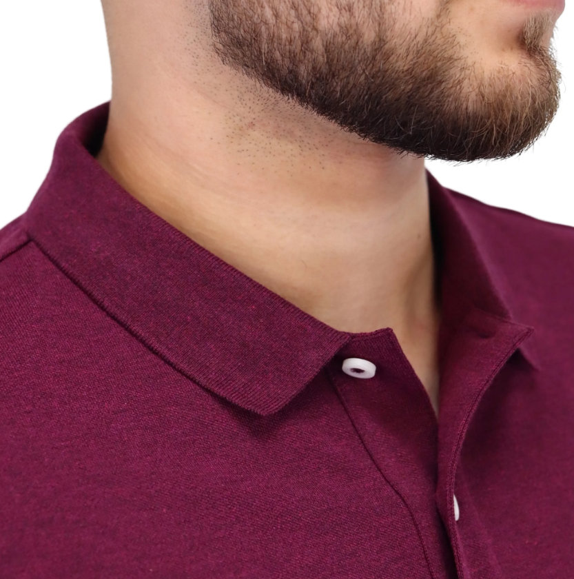 قميص بولو قطني/ليكرا بيكيه بياقة محبوكة وأكمام قصيرة وقصة ضيقة بلون موحد