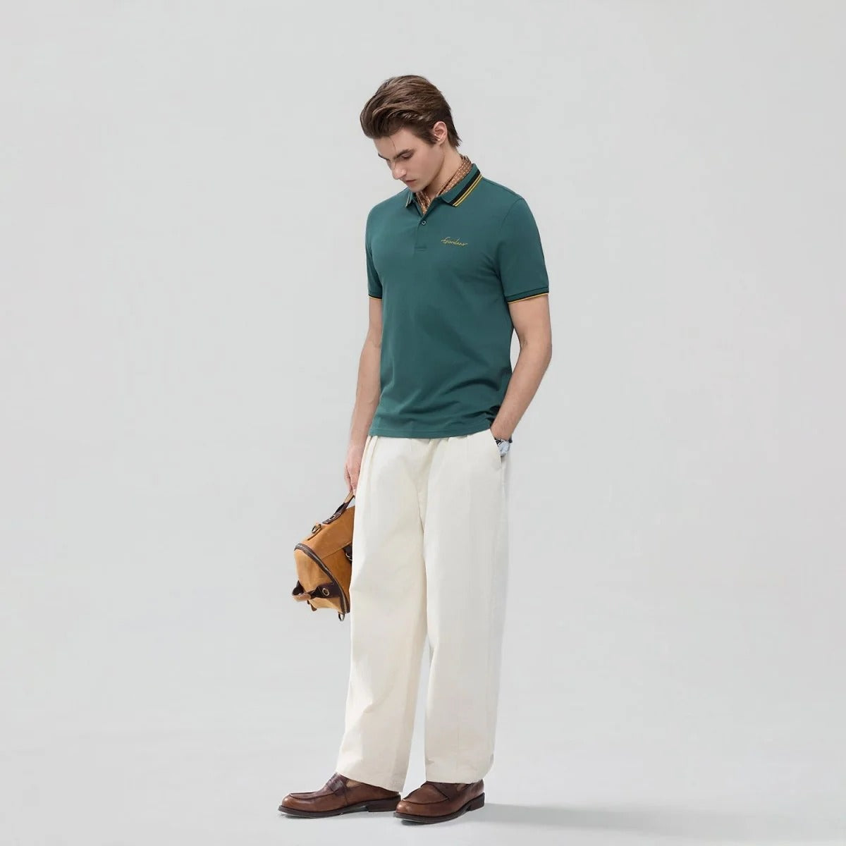 Men's Slim Pique Polo With Contrast Collar & Signature Embroidery