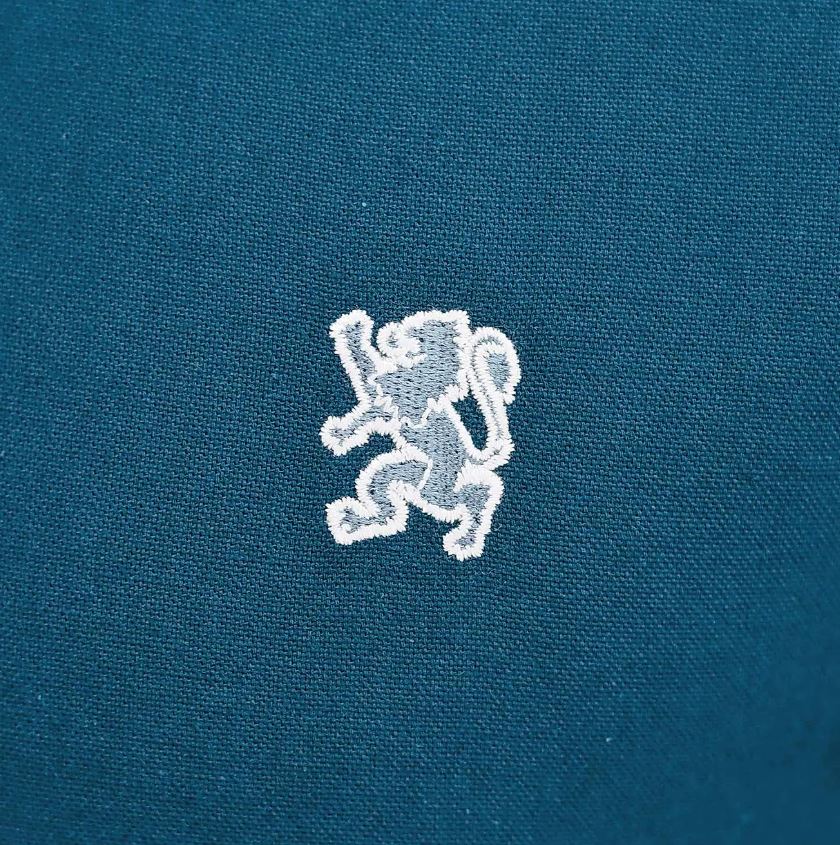 قميص قطني أكسفورد بأكمام طويلة وقصة ضيقة مطرزة، قابل للغسل