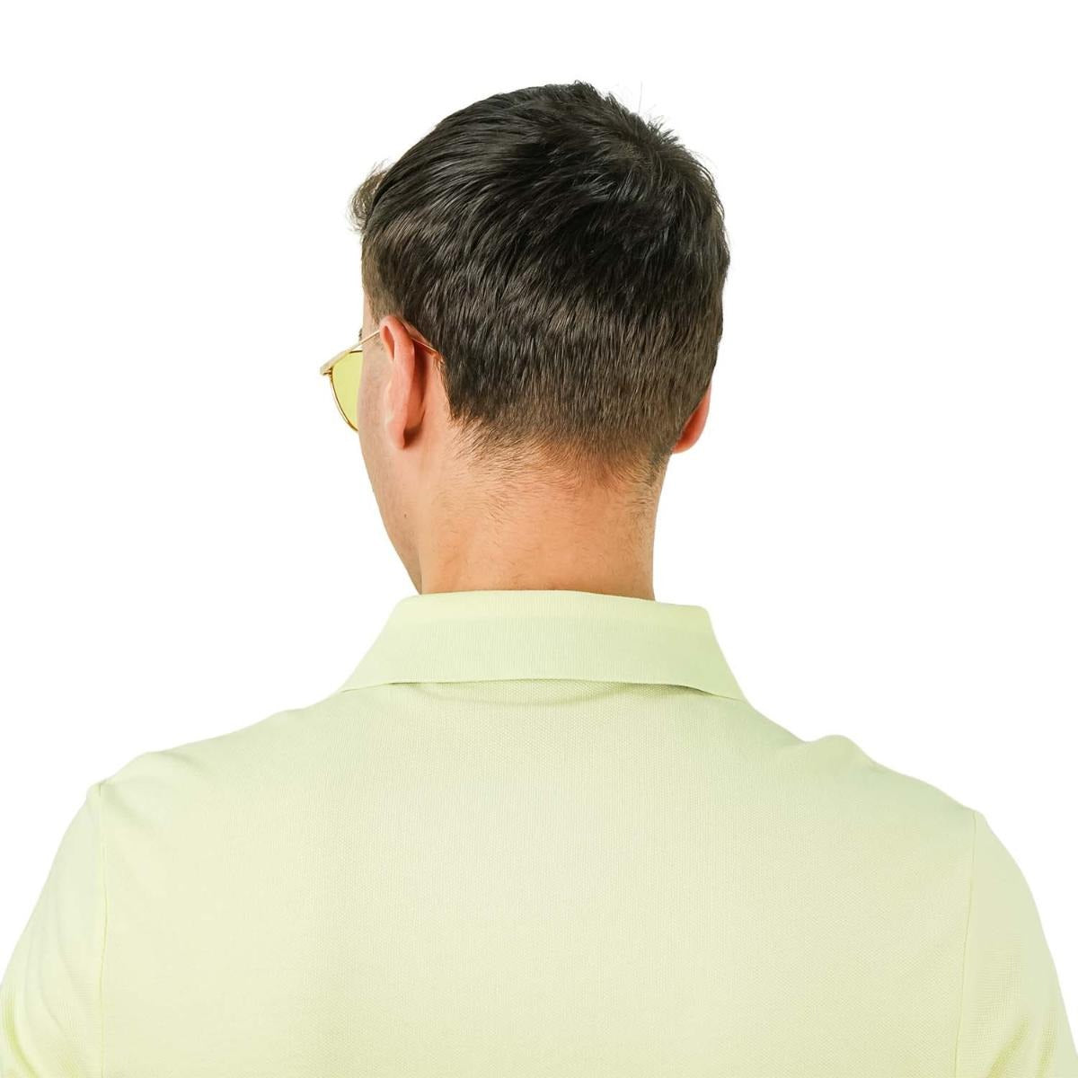 قميص بولو قطني بيكيه بياقة محبوكة مسطحة وأكمام قصيرة وقصة ضيقة مطرزة بلون سادة