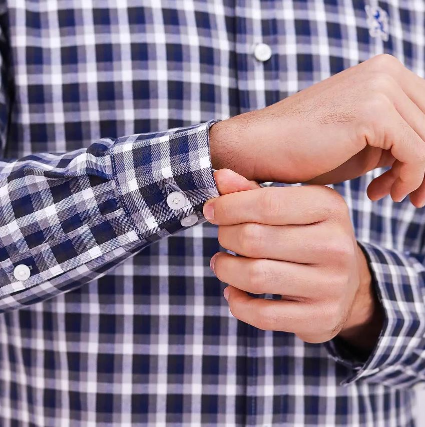 قميص قطني أكسفورد بأكمام طويلة وقصة ضيقة مطرزة، قابل للغسل