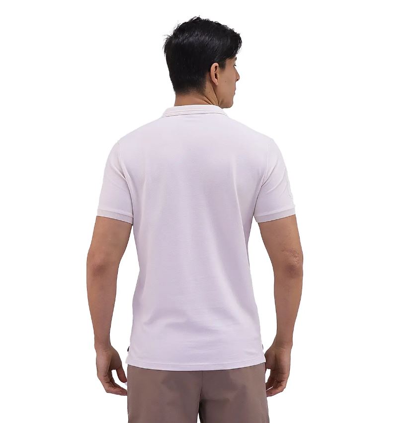 قميص بولو قصير الأكمام بتطريز جريء، مصنوع من القطن/ليكرا بيكيه، بياقة محبوكة