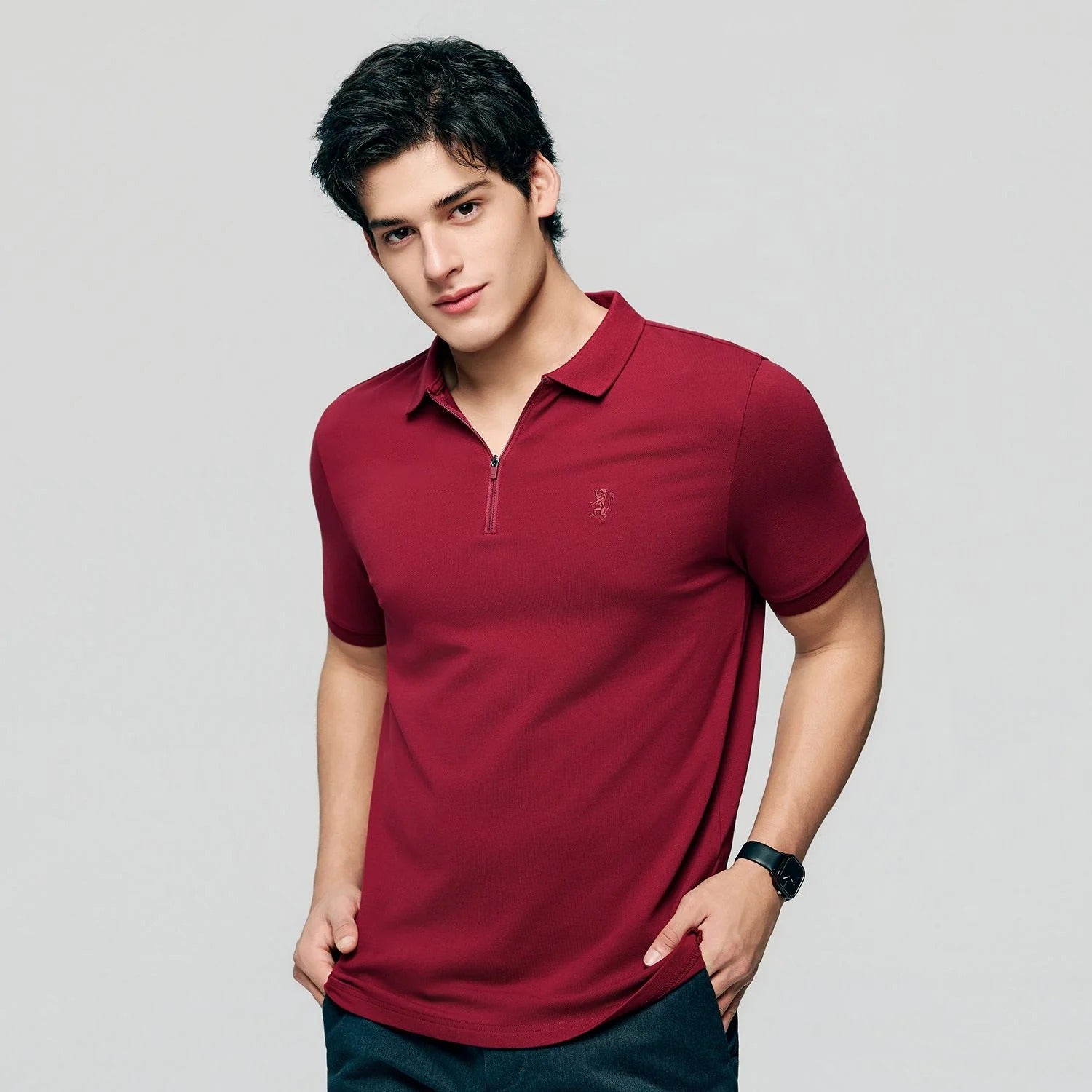 Men's Slim Fit Small Lion Zipper Polo