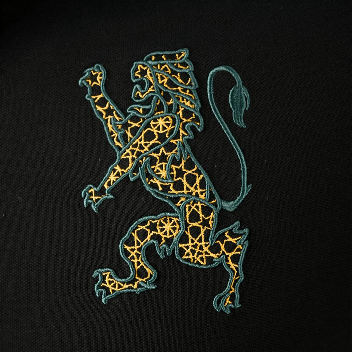 Cotton/Lycra Pique Flat Knitted Collar Short Sleeve Slim Embroidery Lion Polo