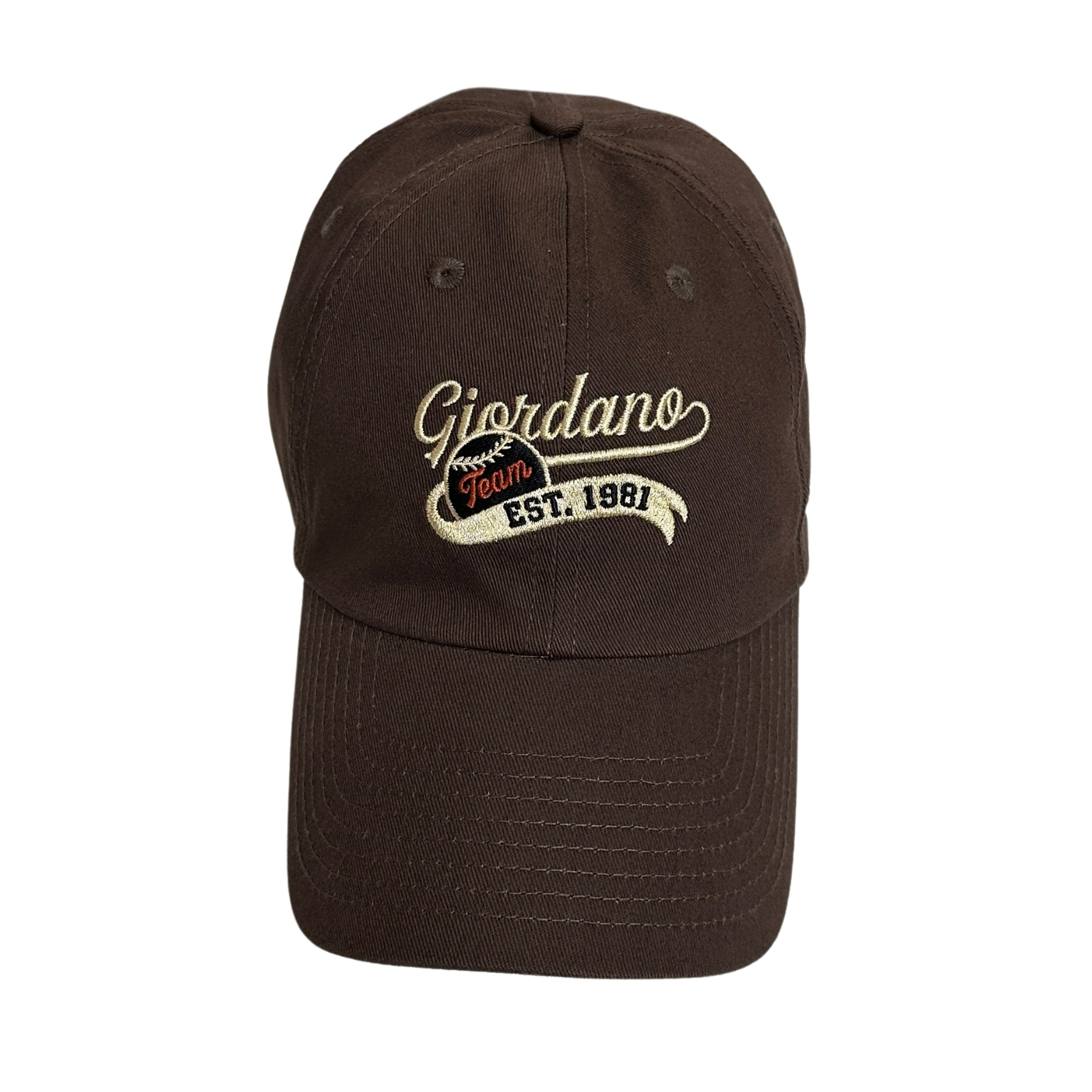 قبعة مطرزة من القطن